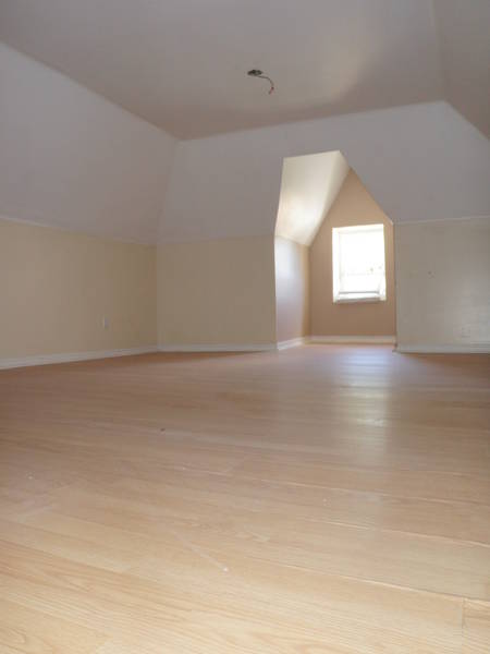 Only $645 mo. after rent credits!! Great Location!!